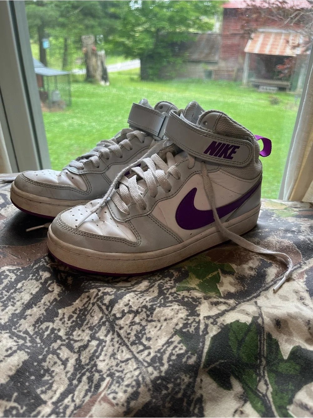 Nike White and Purple Mid-Top Sneakers with Velcro Strap